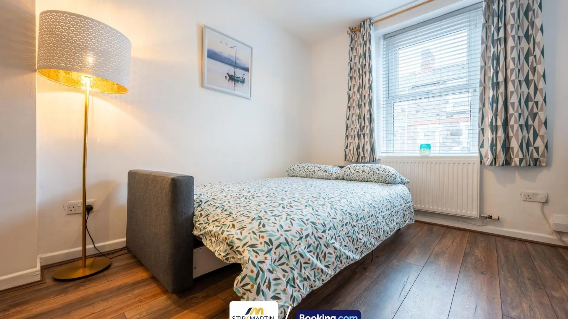 Stylish 2 Bedroom Townhouse By Stirkmartin Stays Short Lets & Serviced Accommodation Cardiff With Free Parking & Sleeps5 Holiday home